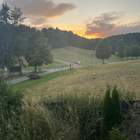 בית הארחה Waldblick Gaestezimmer Sonnenbühl